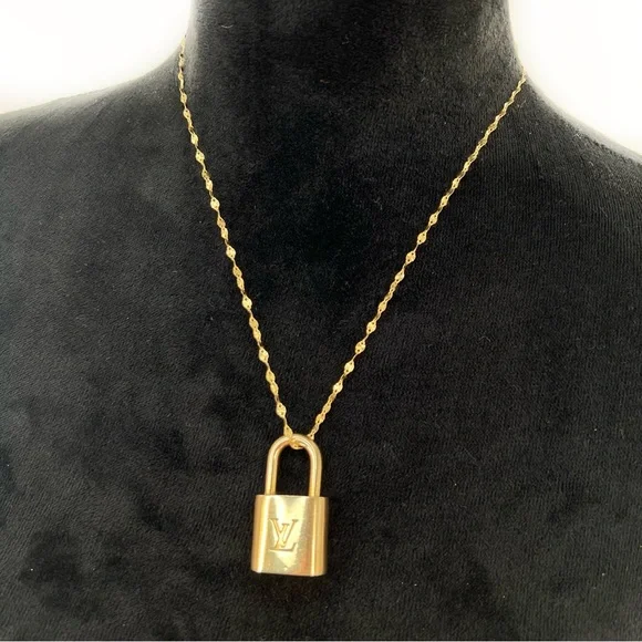 Authentic Louis Vuitton Lock #318 NO KEY & Aftermarket 20" Diamond-Cut Chain - Picture 17 of 17